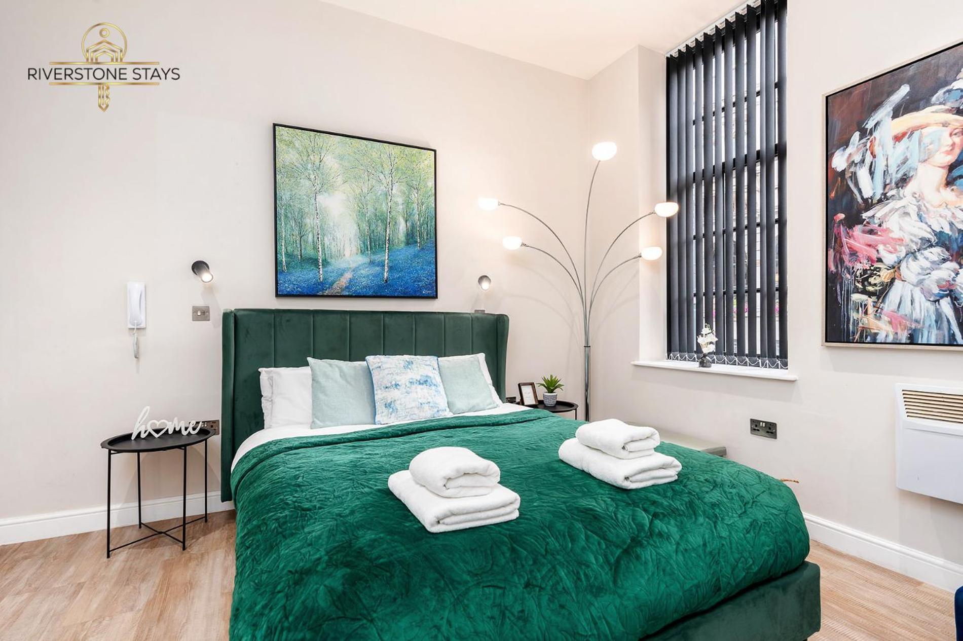 Beautiful Apartment & Central Location & King Size Bed Leeds  Dış mekan fotoğraf